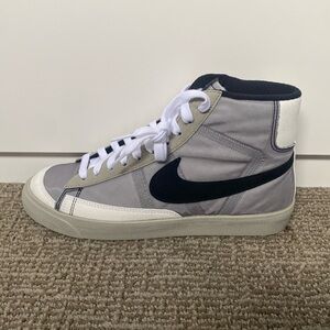 Custom Nikes size 7.5M/9W